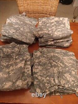 LG Lot Of 16 PCs US ARMY ACU DIGITAL Small/ Regular Uniform Shirts + Pants