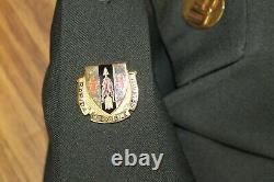US Army uniform Vietnam Era with patches, badges Coat 40R, pants 30L, shirt 15 x