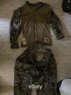 USMC Woodland FROGs Large Size LR Shirt Size LL Pants